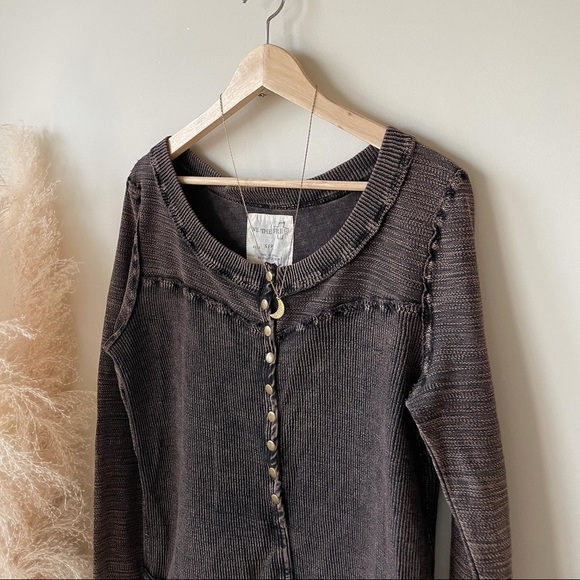 Free People long sleeve - Picture 3 of 6